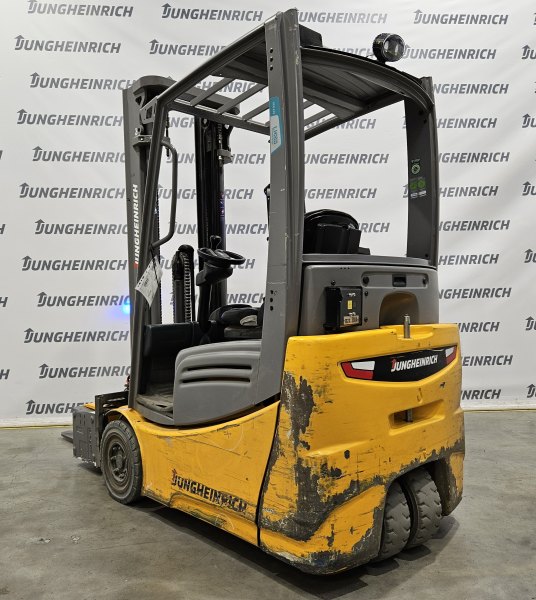Електричний вилковий навантажувач Jungheinrich EFG 215 Lithium