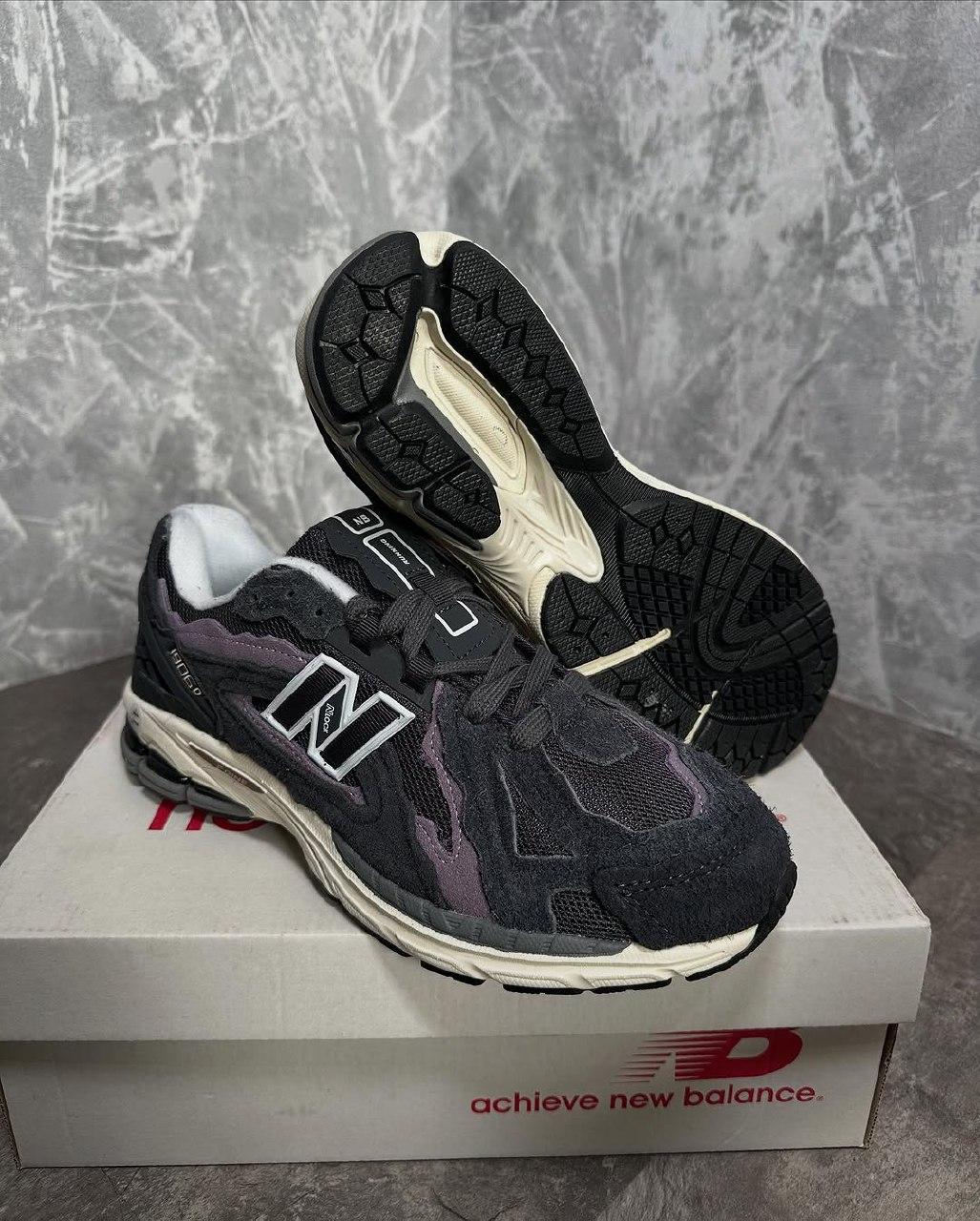 Чоловічі кросівки New Balance 1906R Black/Grey