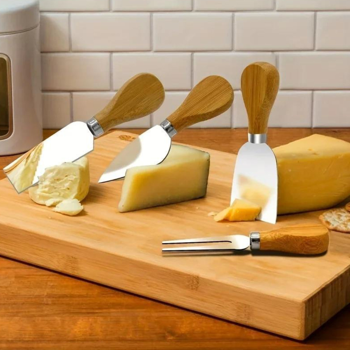 Набір ножів для сиру Cheese Knife Set 4 шт (75 CK)