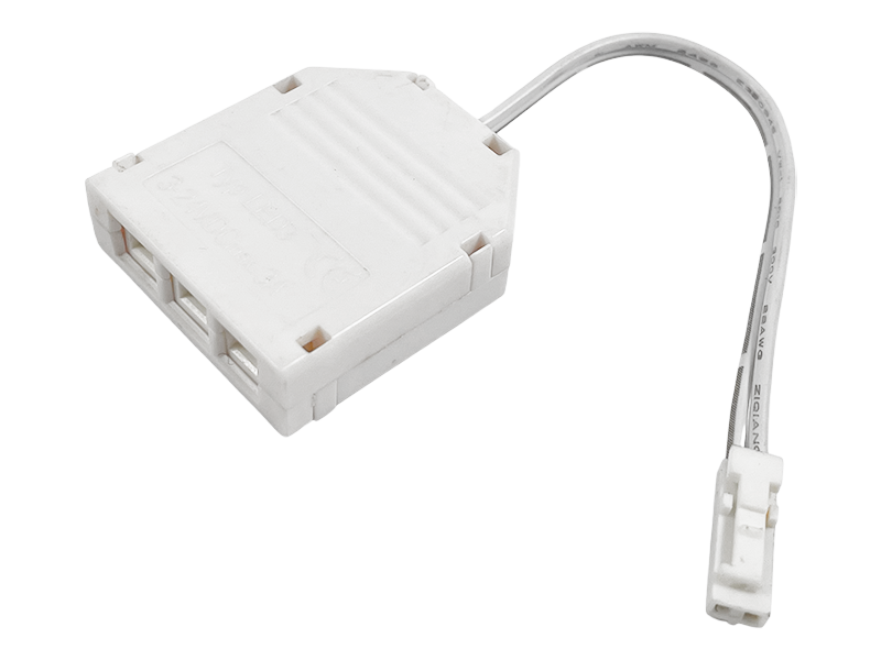 Розподільна коробка 3 отвори, біла, 100 mm 22AWG тато LEDUA