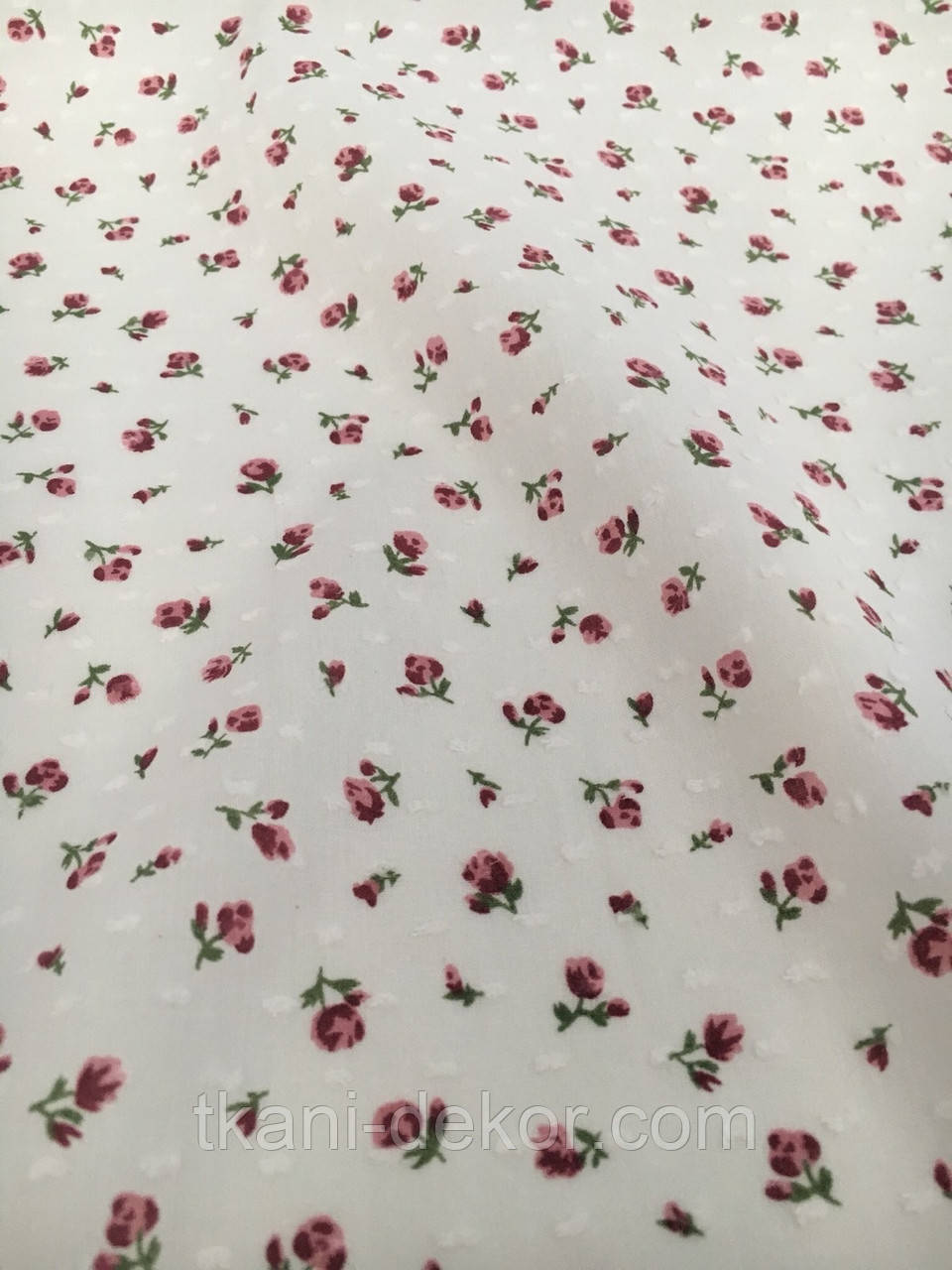 Батист (бавовняна тканина), щільність 90г/м2, ширина 145см, бордові квіти на білому (0,80*150), фото 1