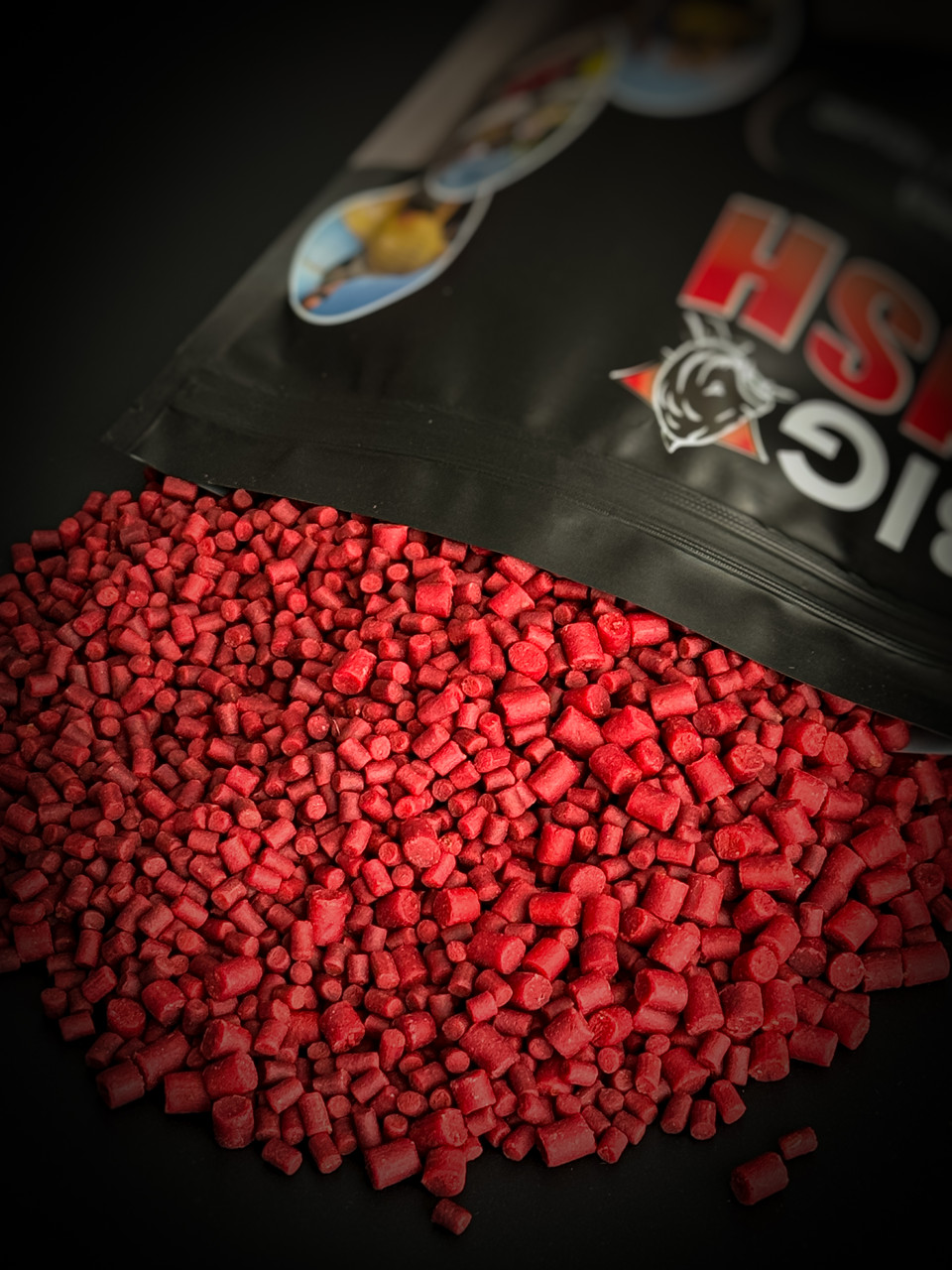 Пелетс Exotic Strawberry - суниця + полуниця (Premium Pellets), мікс 4 мм та 6 мм, відро 1,5 кг