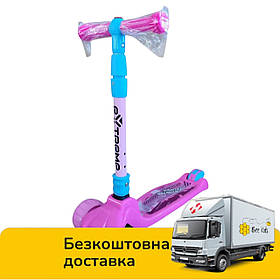 Самокат триколісний дитячий (колеса PU матеріал, підсвітка, складаний, у коробці) SC814 Рожевий
