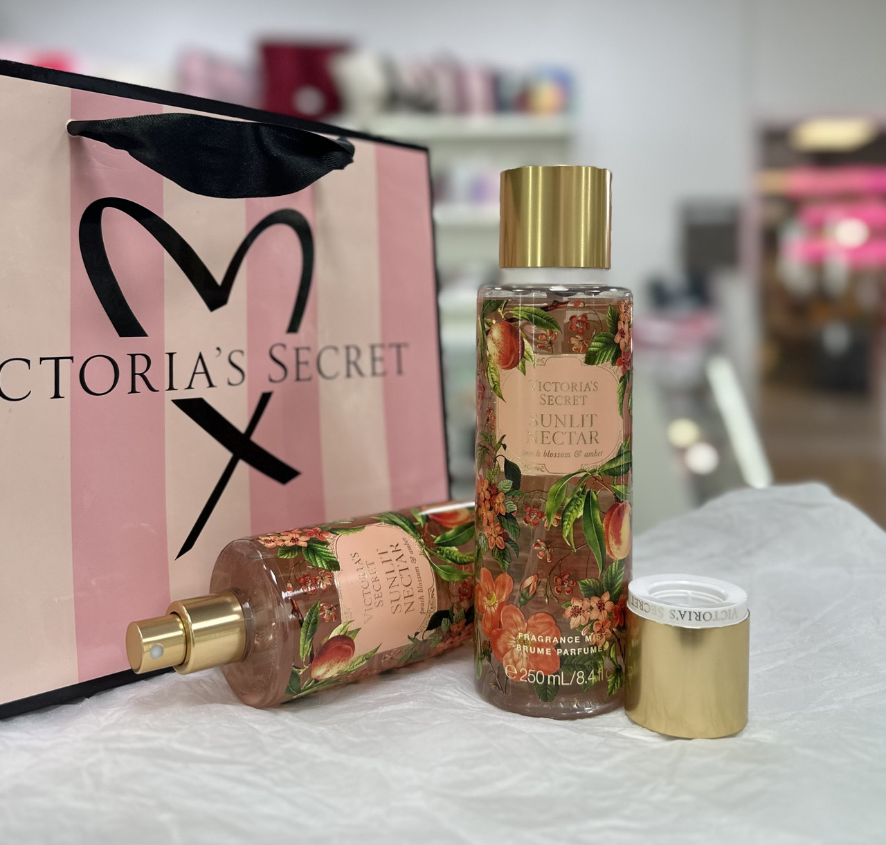 Парфумований спрей для тіла Victoria`s Secret Sunlit Nectar Body Fragrance Mist 250мл