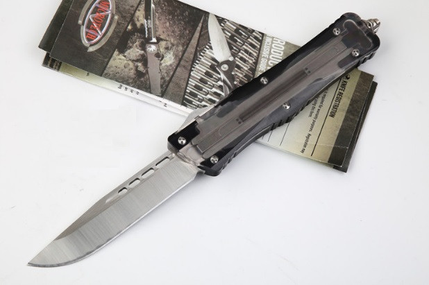 Microtech Combat Troodon D2 Drop Point Clear Top