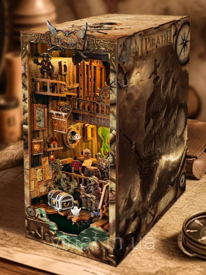 Бук Нук Корабель-примара Нового Світу Інтер'єрний конструктор New World Ghost Ship DIY Book Nook Kit SQ-36