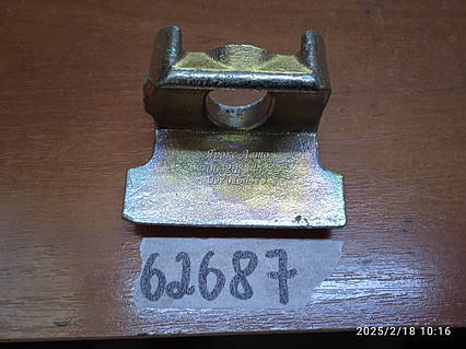 Притискач колеса задн. МАЗ 000062687