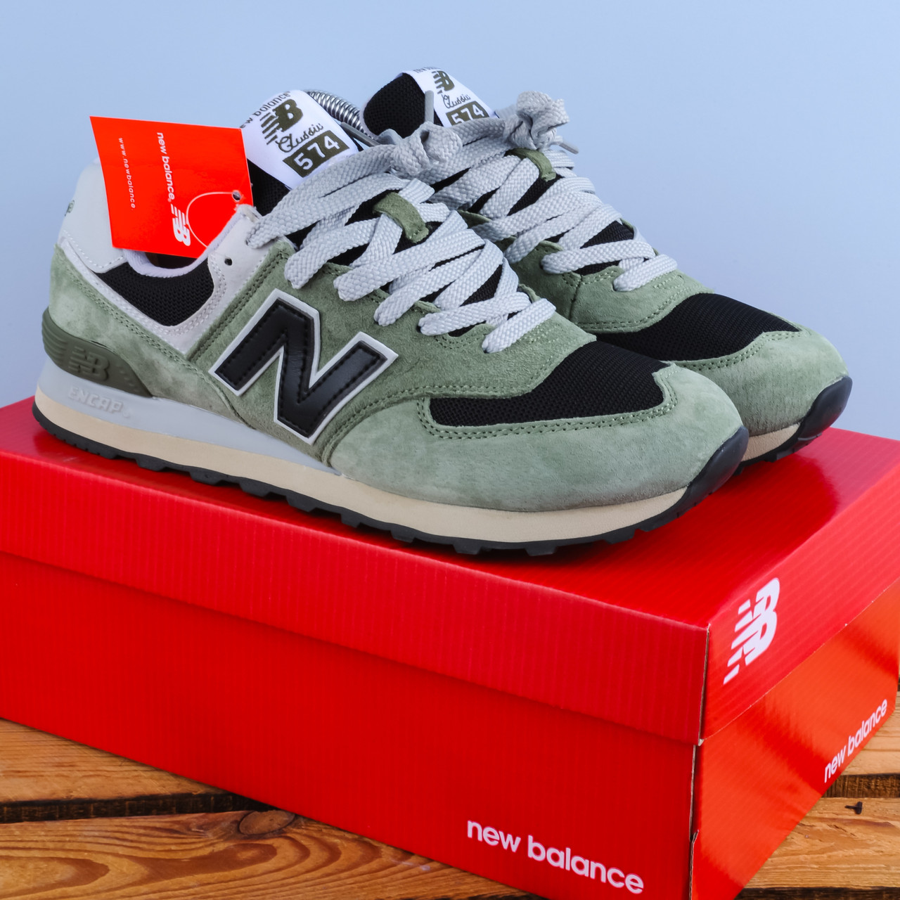 РОЗПРОДАЖ Кросівки New Balance 574 хакі з чорним