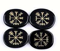 Натуральный камень обсидиана с вырезанным викингским руническим компасом, амулет для защиты и силы 4,5*3,5 см.