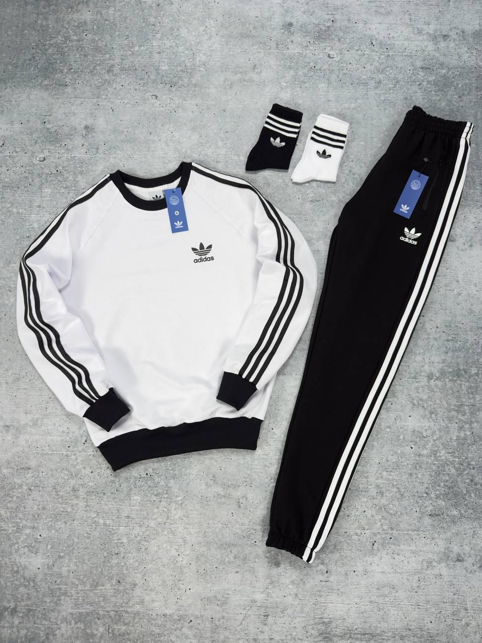 Чоловічий спортивний костюм adidas: світшот-штани