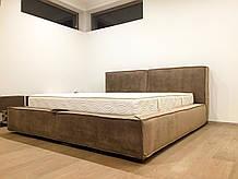 Дизайнерська двоспальне ліжко "Vogue 1" з м'яким узголів'ям, Підйомним механізмом і нішею для білизни