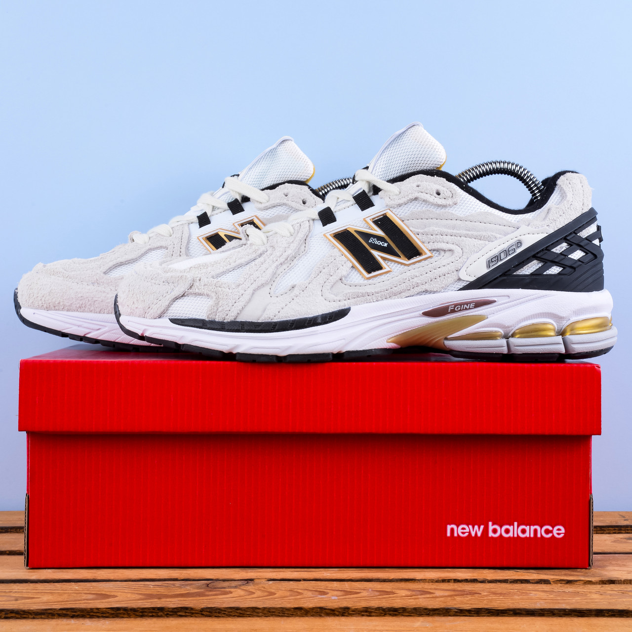 Чоловічі Кросівки New Balance 1906D бежеві з чорним