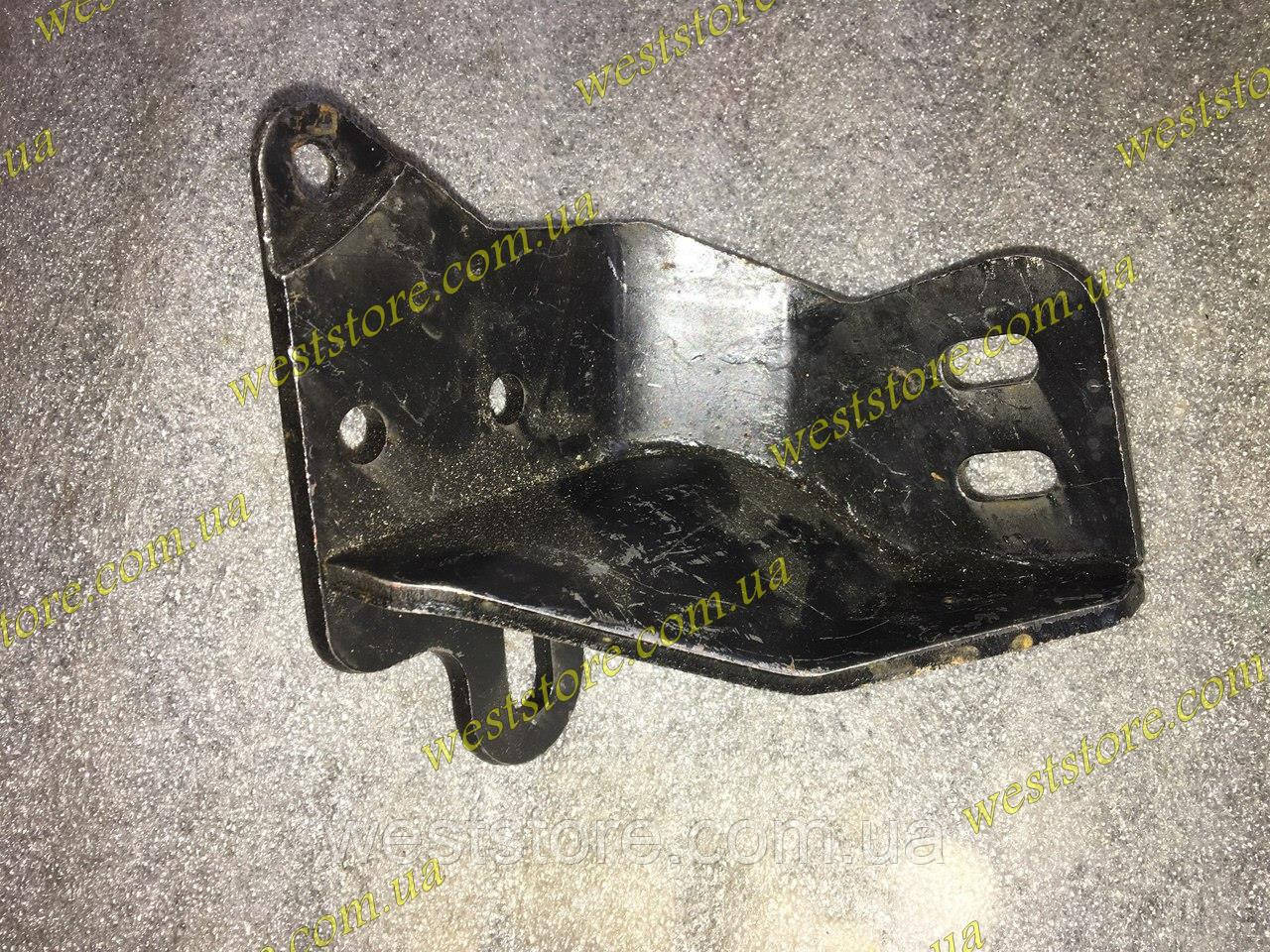 Кронштейн правої бічної подушки двигуна daewoo sens сенс 1311-1030023, фото 1
