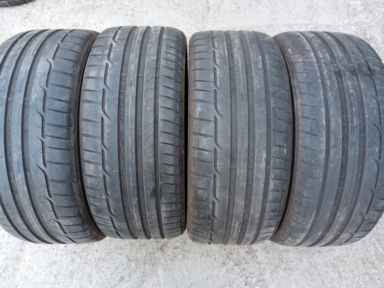 Комплект літніх шин 225/40/18, Dunlop sport maxx, 20року з Германії без пробігу по Україні, фото 1