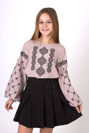 Вишиванки для дівчаток