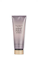 Лосьйон для тіла Victoria's Secret Velvet Petals Shimmer Body Lotion