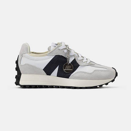 Жіночі Кросівки New Balance 327 White Grey Black / Нью Беланс 327 Білі з Сірим та Чорним, фото 1