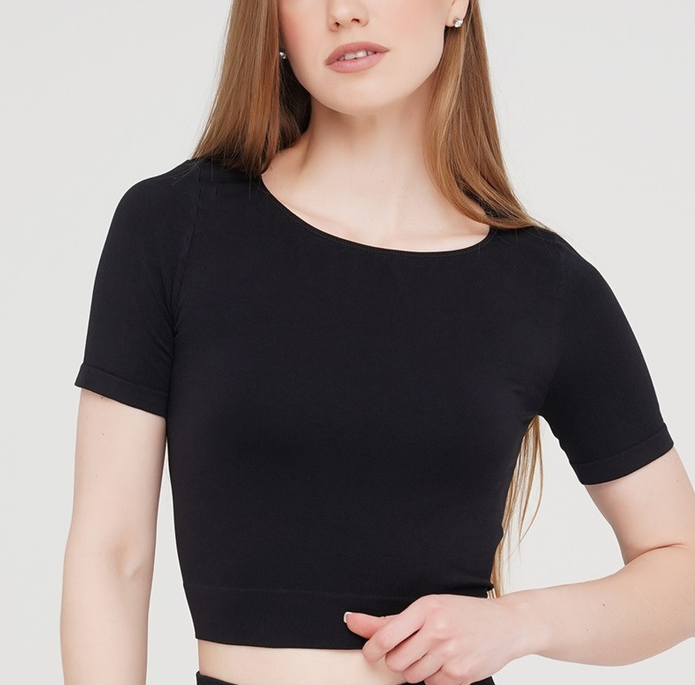 Футболка жіноча укорочена безшовна CROP T-SHIRT 18859 S-M чорна код ID 5055475