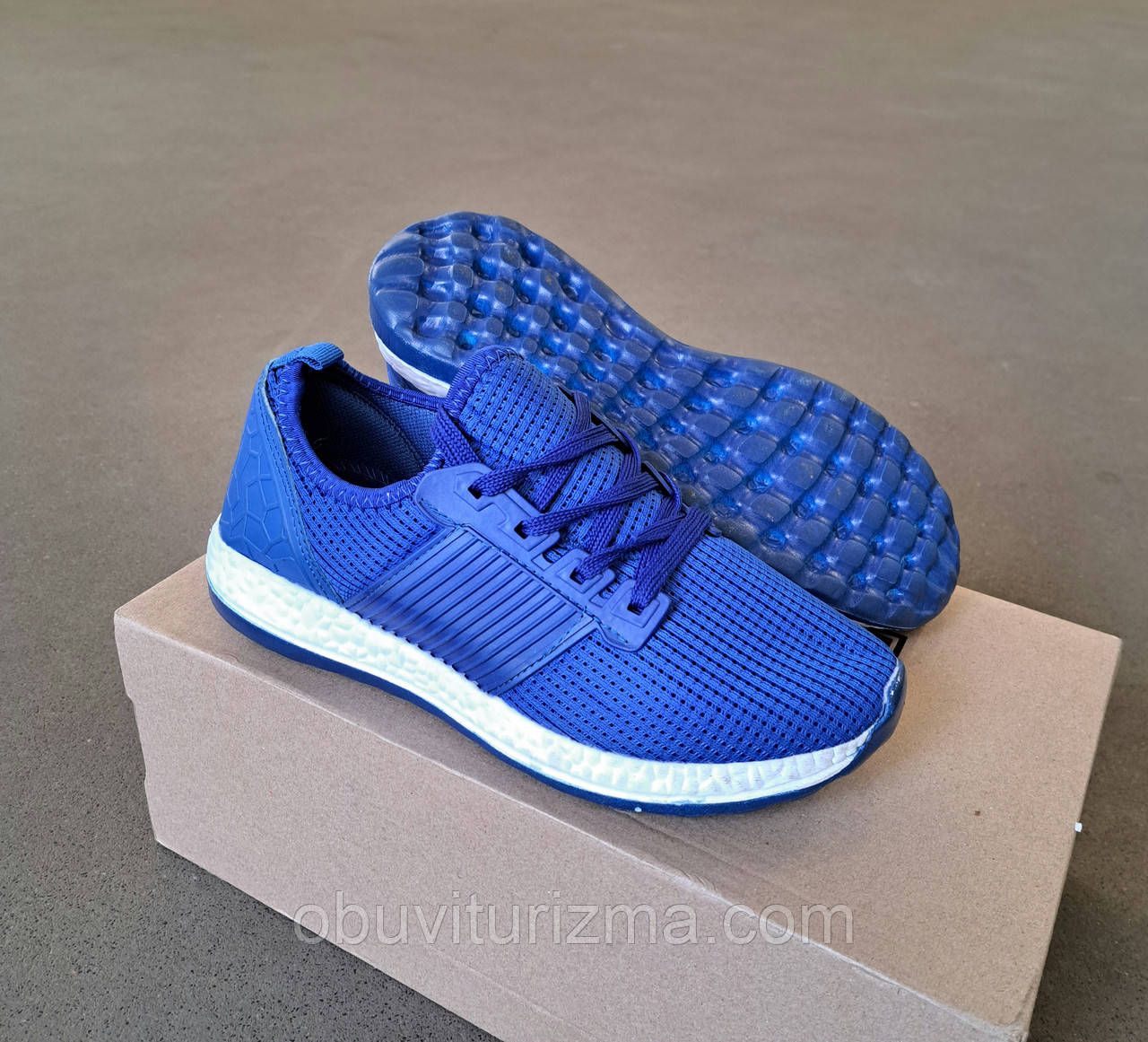 Кросівки на пінці OK SHOES 39розмір