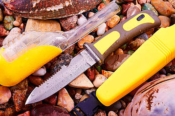 Ніж для дайвінгу Судак, з стропорезом і пластиковим чохлом з ременями для кріплення на тіло, фото 1