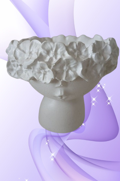 Кашпо дівчина у вінку, фото 1