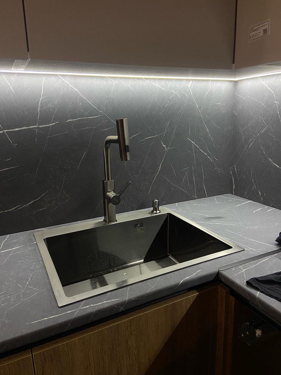 Кухонна мийка Handmade H6050 Brushed Steel (3,0/1,0 мм) + змішувач Lidz Nickel Lidz з висувною лійкою, фото 1