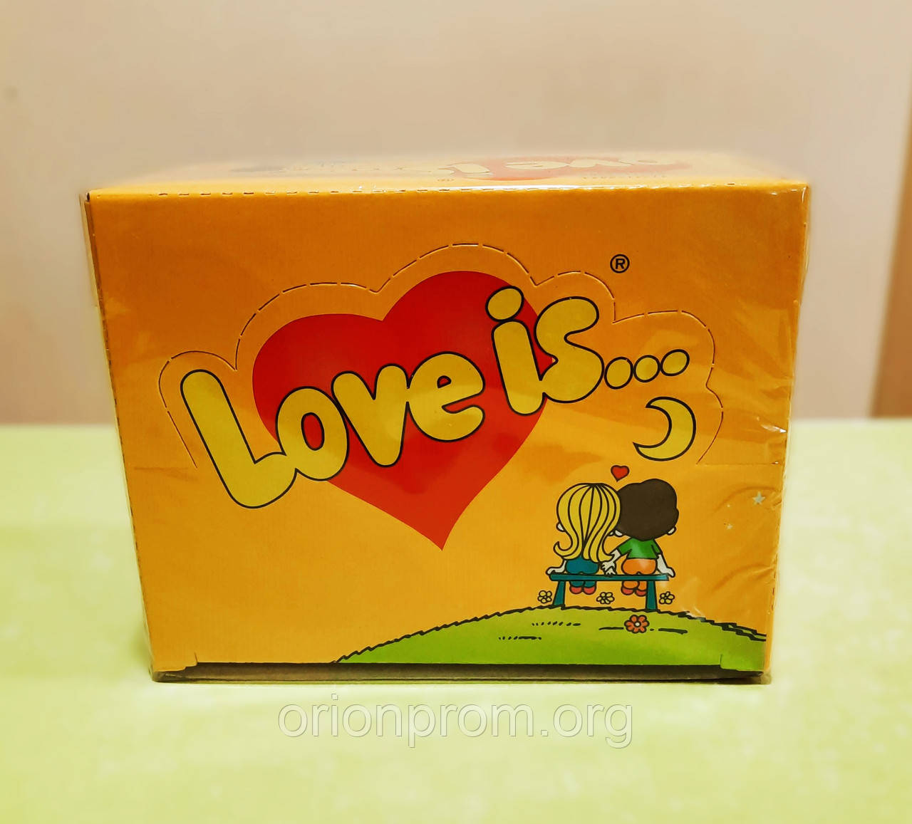Жувальна гумка Love is... кокос і ананас 100 штук