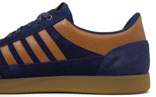 Чоловіче взуття великих розмірів 46 47 48 м'які сині замшеві кросівки кеди зі смужками Rosso Avangard Rumba Blue Vel BS Код Артикул 2556037529 Чоловіче взуття великих розмірів 46 47 48 м'які сині замшеві кросівки кеди зі смужками Rosso Avangard Rumba Blue Vel BS Код Артикул 2556037529