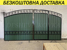 Ковані ворота з каліткою та піками