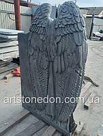 Пам'ятник гранітний з фігурою ангела з трояндами №87  4