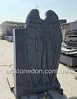 Пам'ятник гранітний з фігурою ангела з трояндами №87  5