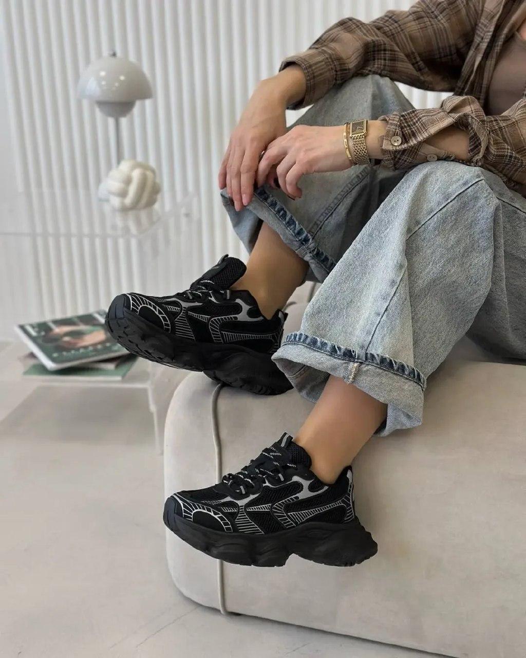 Жіночі кросівки Black стильні та неперевершені