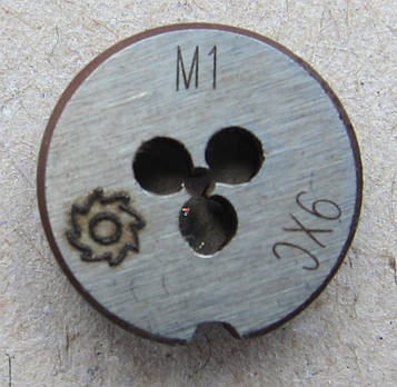 Плашка ( Лерка ) М 1,0 х 0,25 метрічна ДЕРЖСТАНДАРТ 9740 Ферон