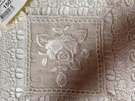 Серветки вишиті на стіл