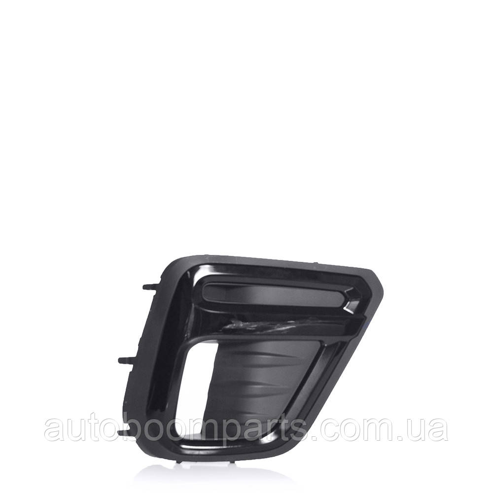 57731SJ140 Накладка протитуманки під LED Sport чорна права Subaru Forester 19-21, фото 1