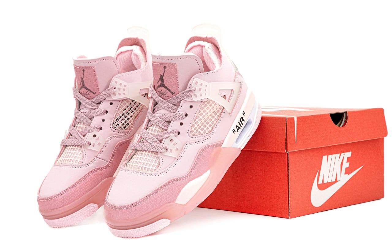 Жіночі рожеві кросівки Nike Air Jordan 4 Retro