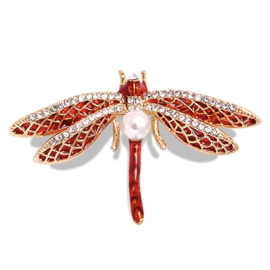 Брошка на золотистій основі бабка зі стразами та білою намистиною покрита кольоровою емаллю виробу 50х30 мм