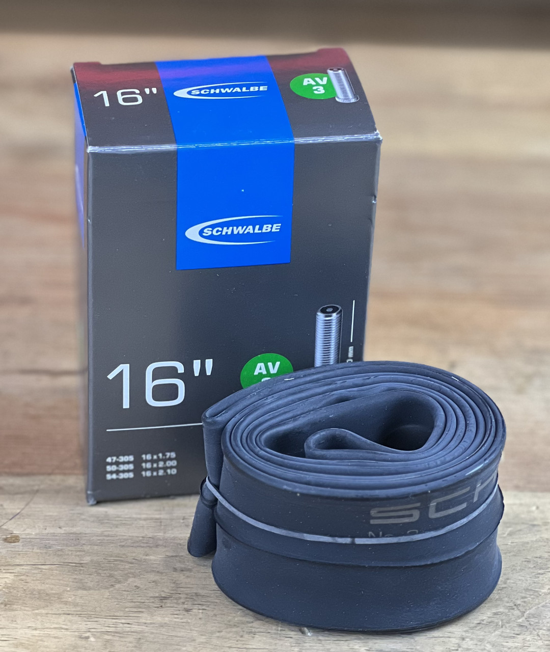 Камера на велосипед велокамера Schwalbe AV 3 Standart 16" (47/62-305) AV 40мм AGV, фото 1