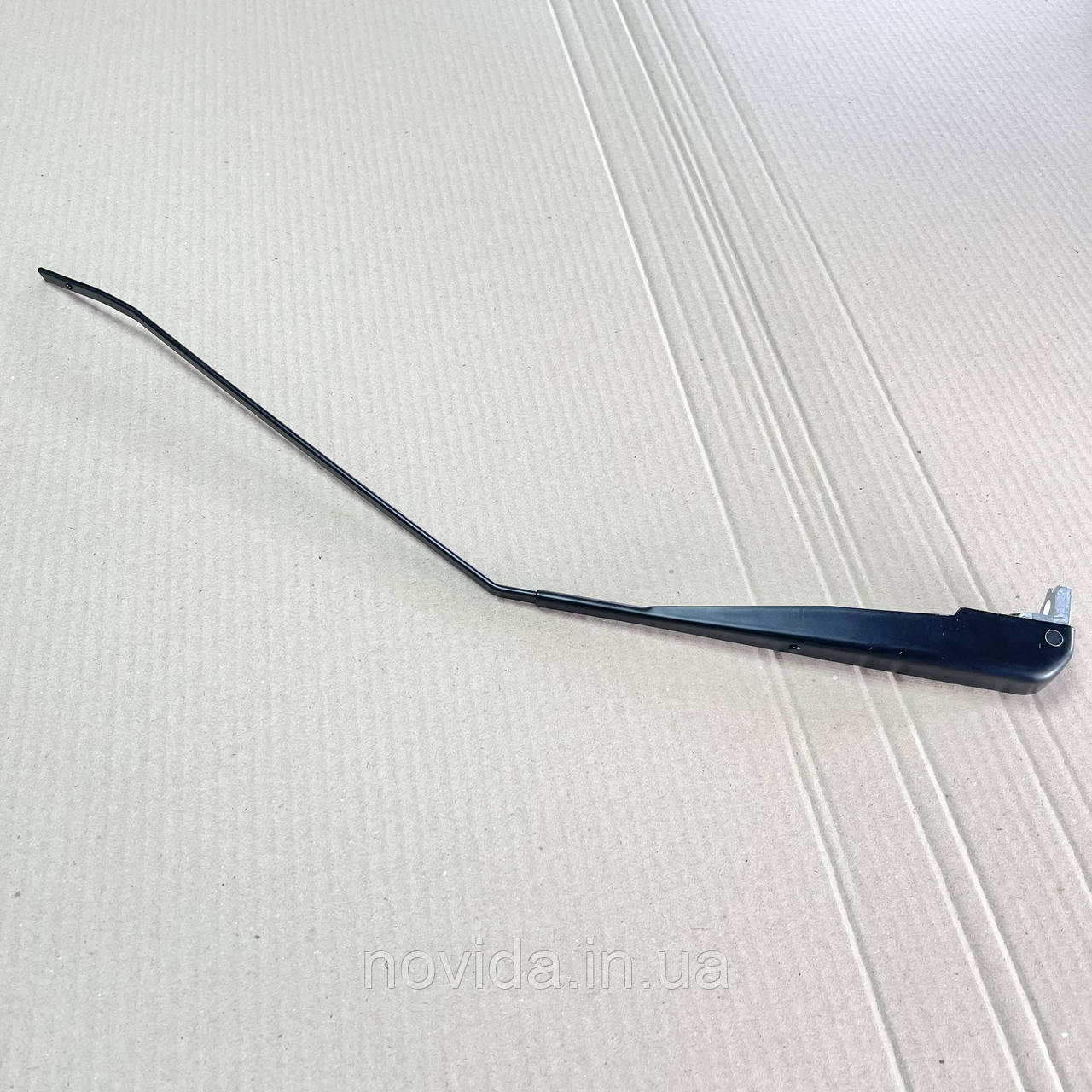 Важель склооч. КАМАЗ (трапеція нов. обр., кріплення ст. обр.) щітка під вусики 272.5205800-01