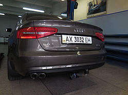Фаркоп стандартний на Audi A4 (універсал / седан) 2008-2015