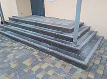 Вхідна група з токівського граніту 