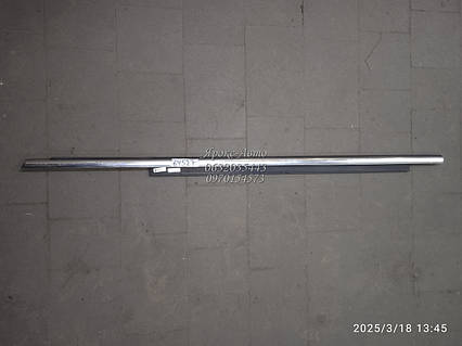 Молдинг скла передній лівий для автомобіля Audi Q5 000064527