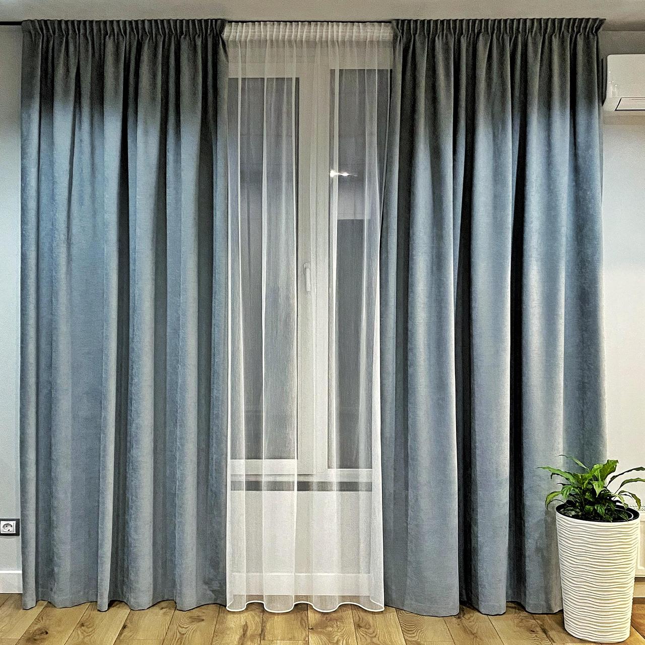 Комплект штори 2 шт 300х250 см мікровелюр Сіро-синій, тюль бамбук 400 см Тепло-білий, фото 1
