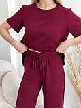 Бордовий жіночий вільний прогулянковий костюм з американського крепу: футболка та штани, фото 6
