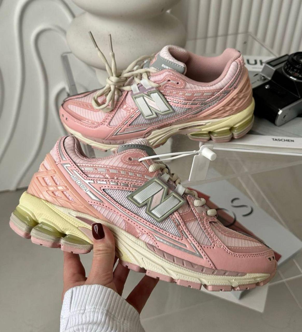 Жіночі кросівки New Balance 1906U Pink Lunar New Year Нью Баланс 1906U лунар рожеві шкіра текстиль демісезон