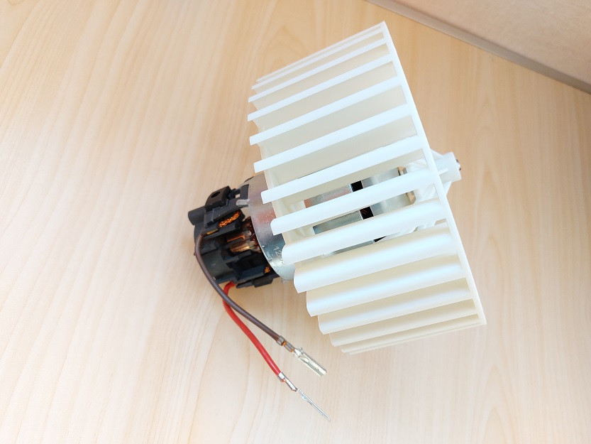 Моторчик пічки Fiat Ducato 230, Peugeot Boxer, Citroen Jumper (1994-1998), 1318888080, 6441H9, фото 1