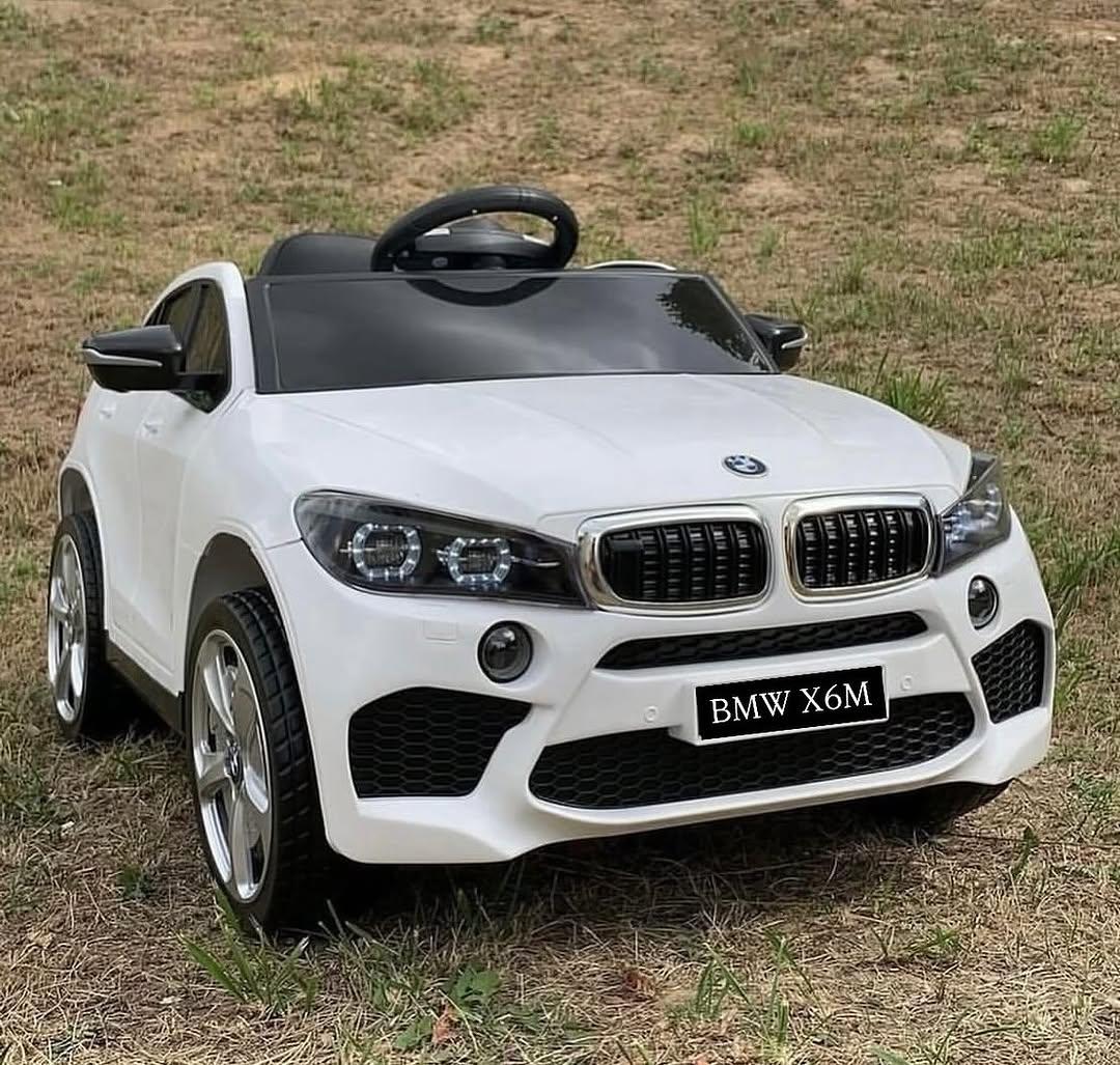Дитячий електромобіль на акумуляторі BMW M 4299 з пультом радіокерування для дітей 3-8 років білий