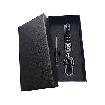 Брелок автомобільний шкіряний з карабіном Seat (Сіат)