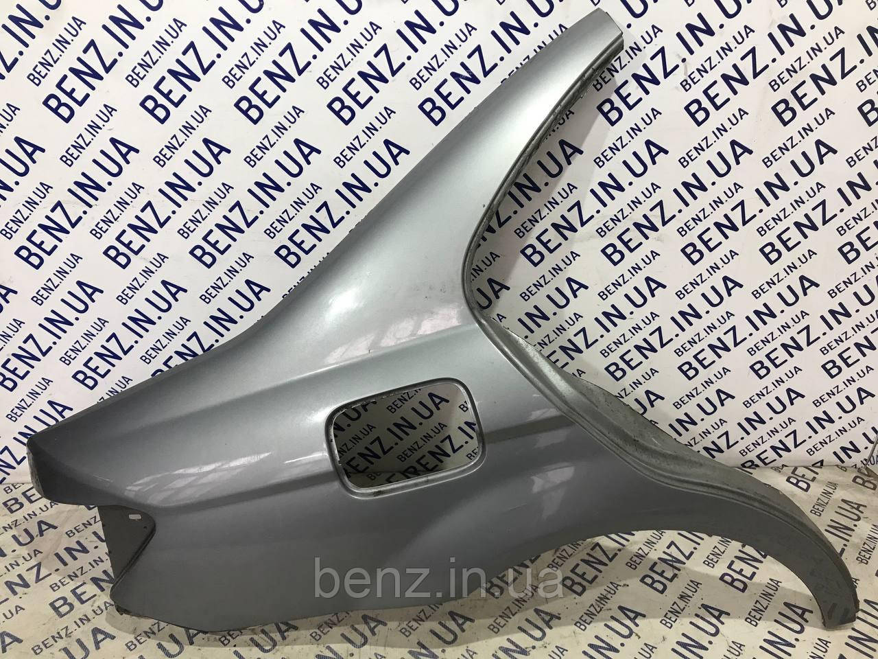 Заднє праве крило Mercedes W204 A2046301021