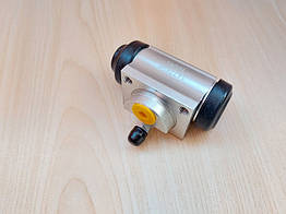 Гальмівний циліндр задній Fiat Qubo, Peugeot Bipper, Citroen Nemo (2007-...), 77363849, 4402F3